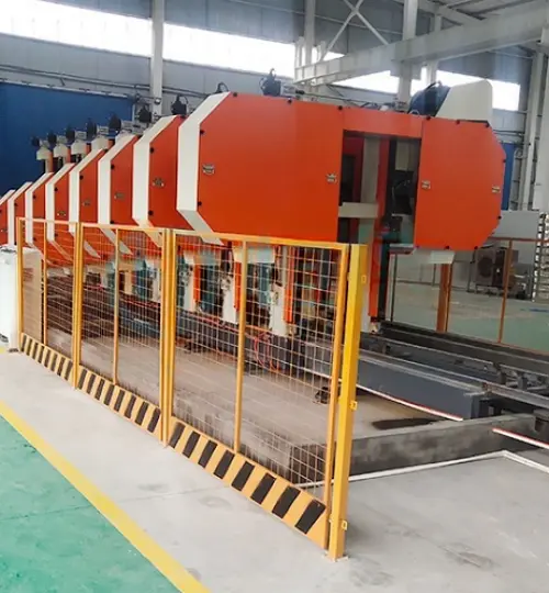 新疆小型正方形金型ボックスブロック生産ライン切断機技術転換プロジェクト